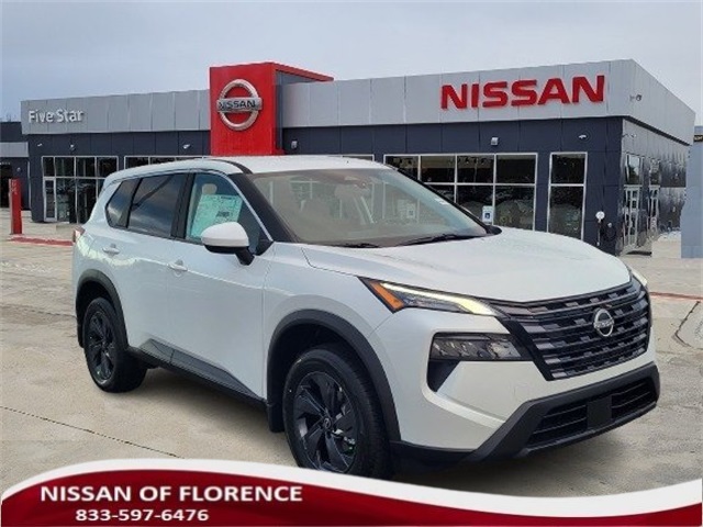 2026 Nissan Rogue SV's photo