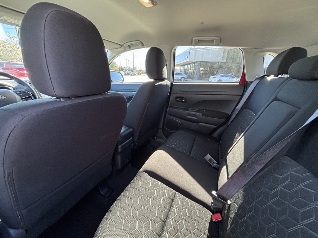 2024 Mitsubishi Outlander Sport ES LE SE photo 12
