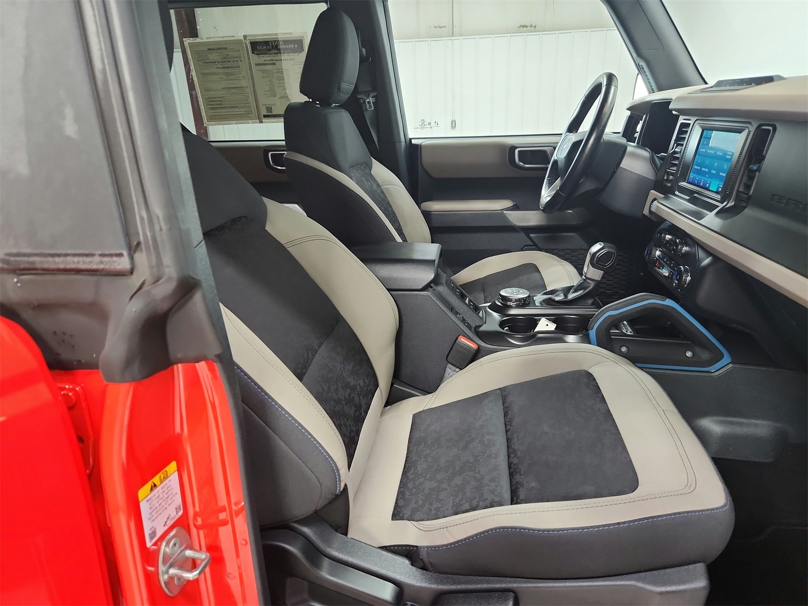 2022 Ford Bronco Wildtrak photo 36