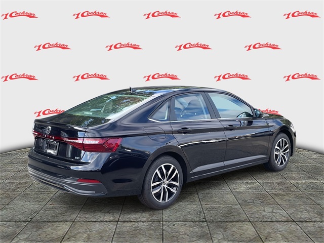 2025 Volkswagen Jetta 1.5T SE photo 2