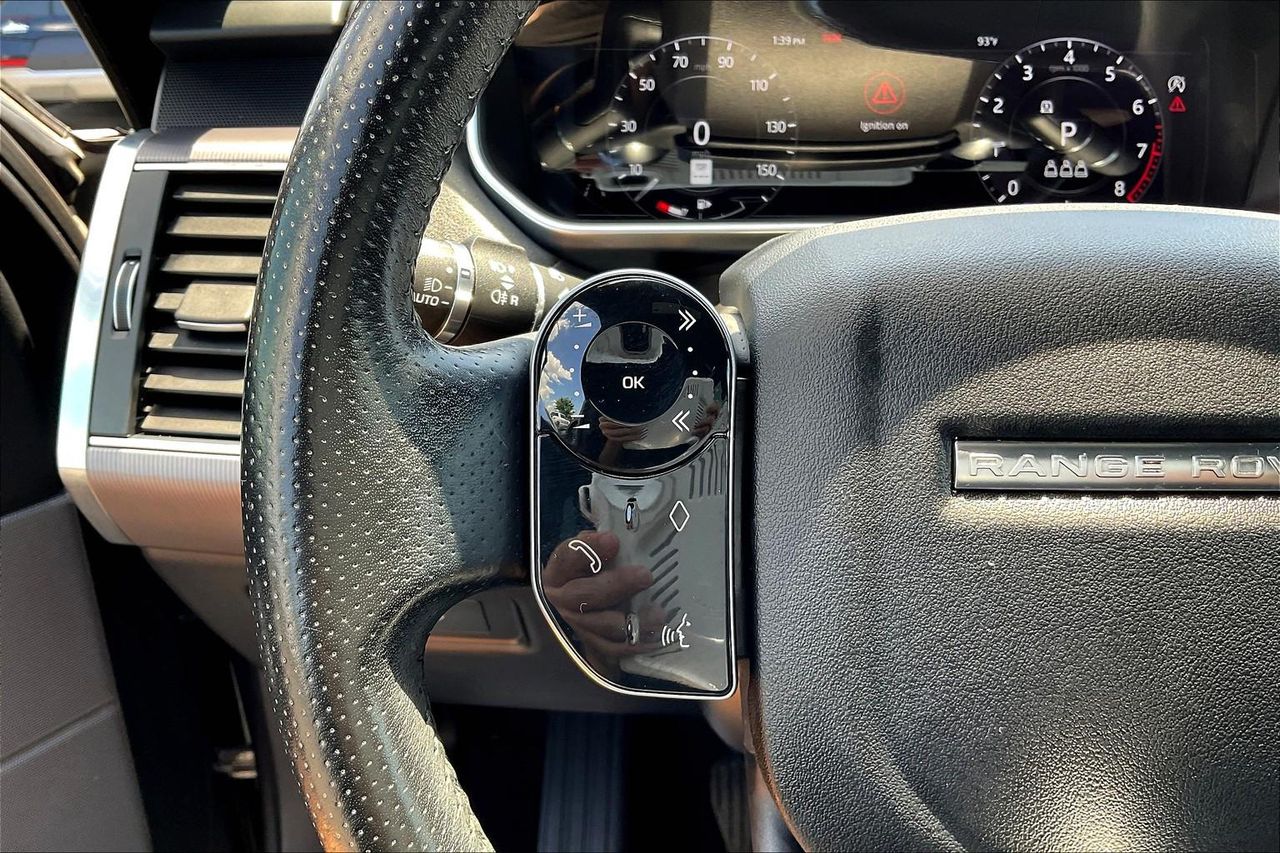 2020 Land Rover Range Rover Sport HSE photo 6