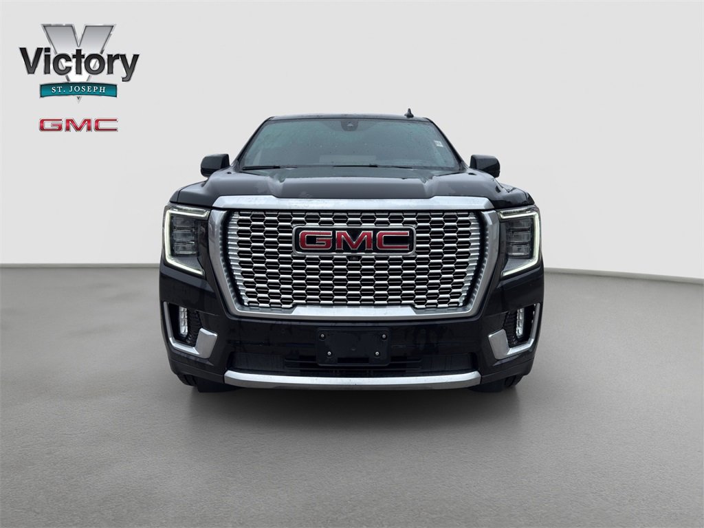 Used 2021 GMC Yukon XL Denali with VIN 1GKS2JKT6MR421629 for sale in Kansas City