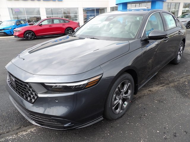 2025 Honda Accord Hybrid EX-L photo 3