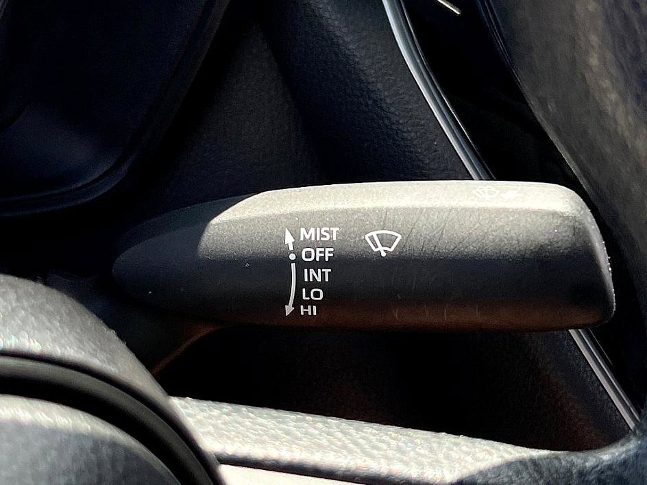 2024 Toyota Corolla LE photo 15
