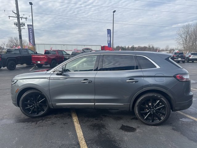 2021 Lincoln Nautilus Reserve photo 4