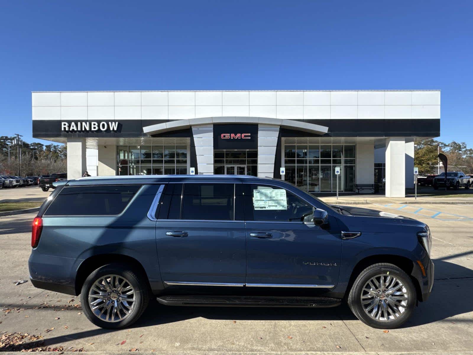 2026 GMC Yukon XL Elevation's photo