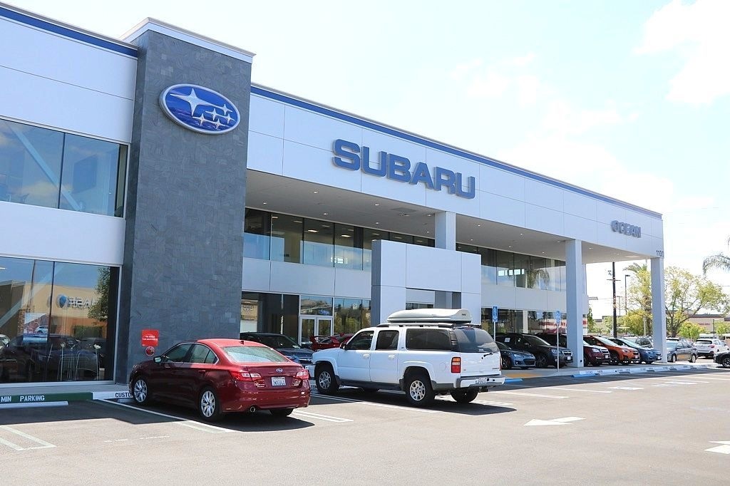 2023 Subaru Legacy Base photo 8
