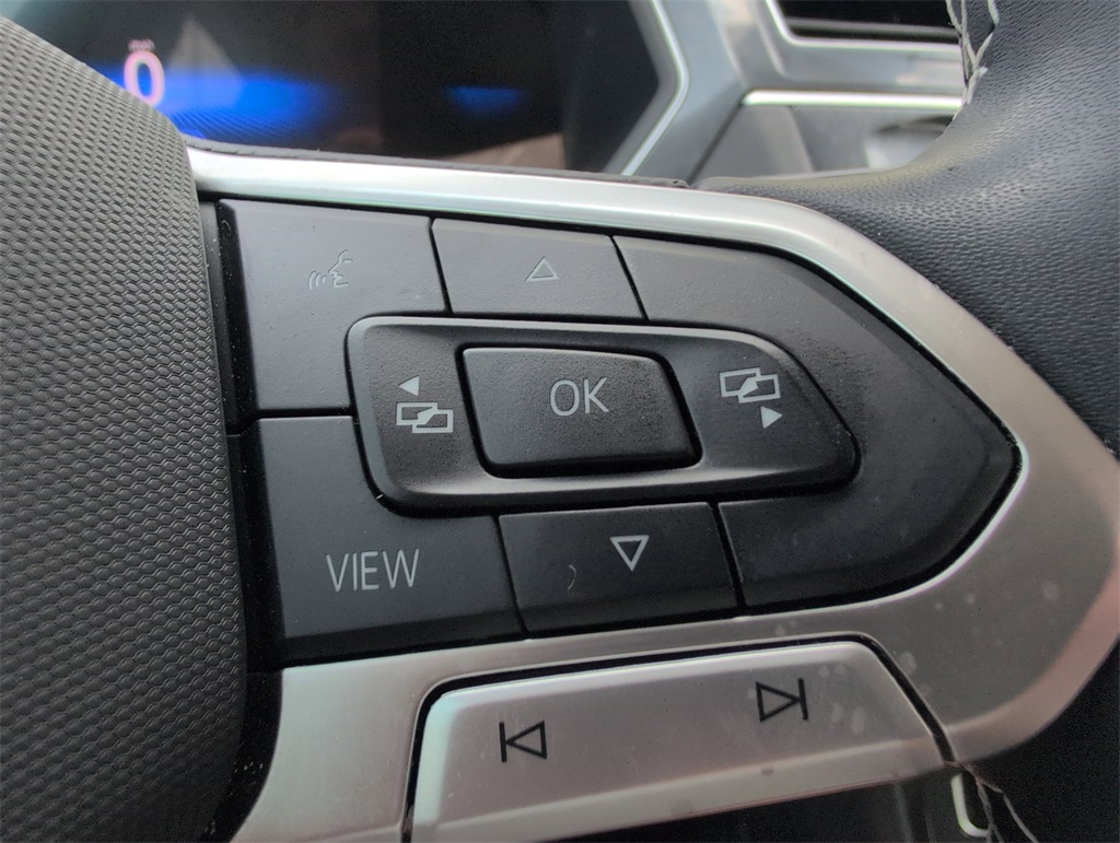 2024 Volkswagen Tiguan S photo 17