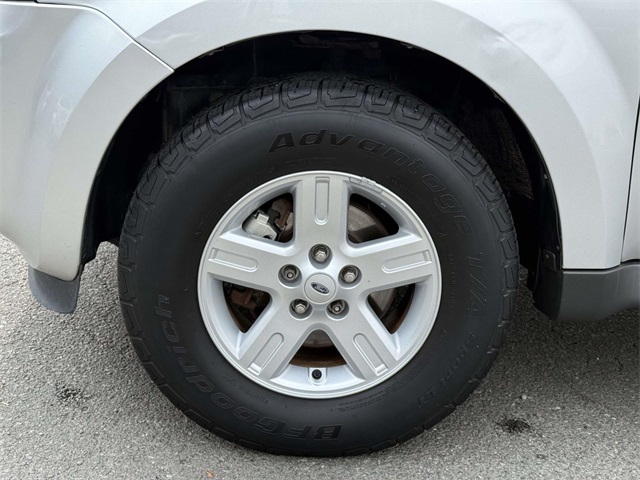 2010 Ford Escape Hybrid photo 11