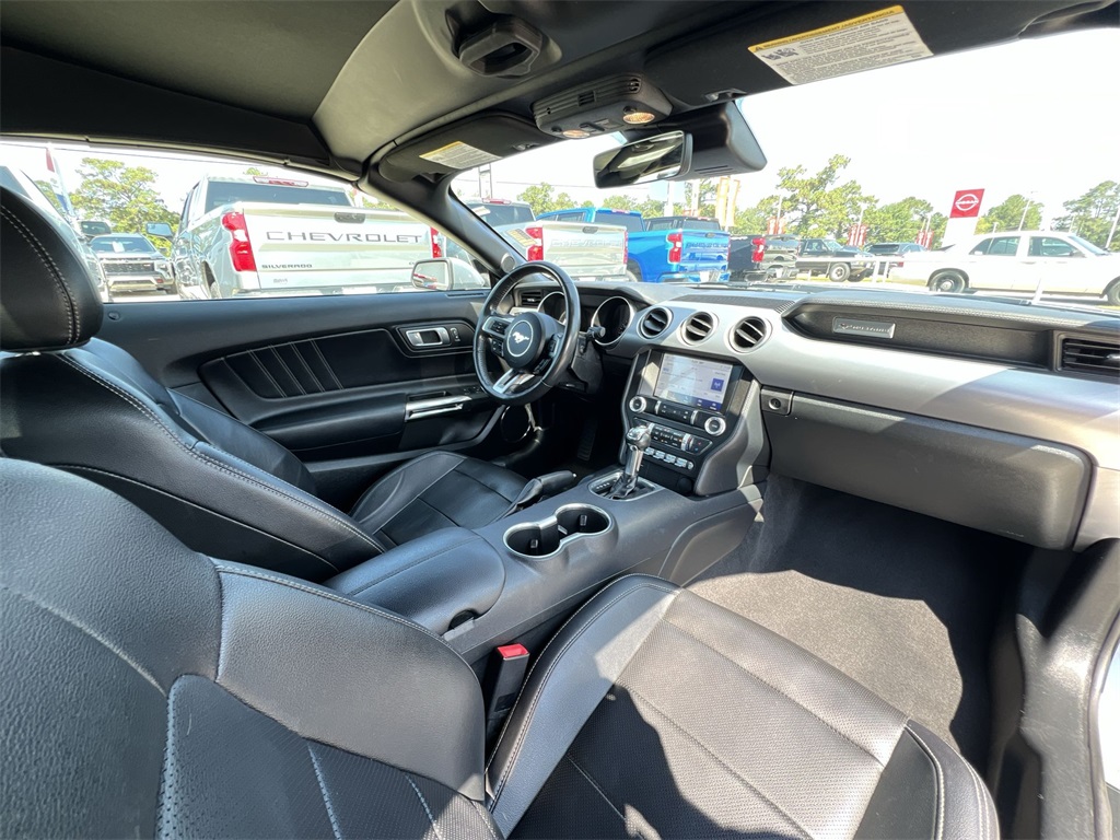 2022 Ford Mustang EcoBoost Premium Convertible photo 17