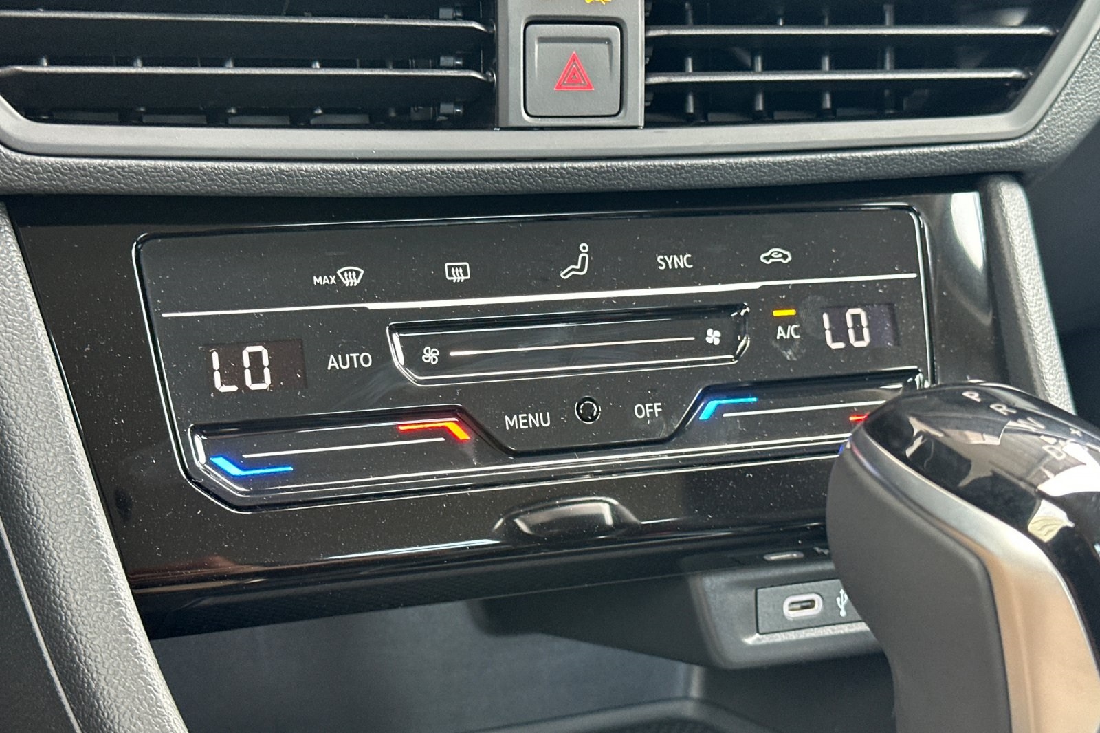 2025 Volkswagen Jetta 1.5T S photo 17