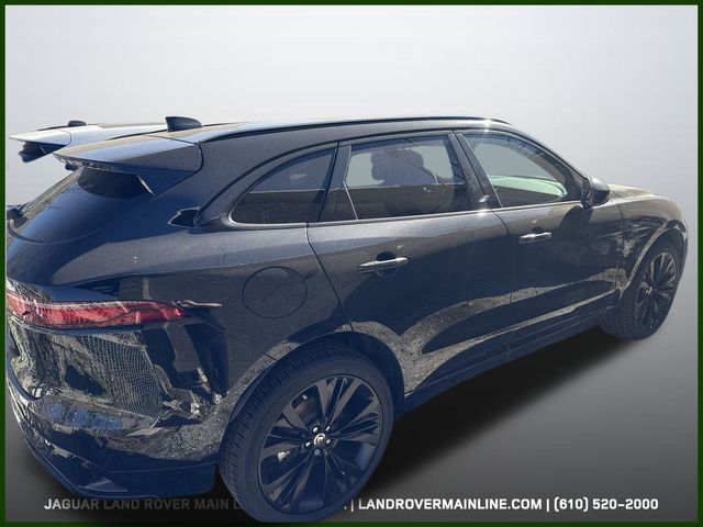 2024 Jaguar F-PACE P250 R-Dynamic S photo 4