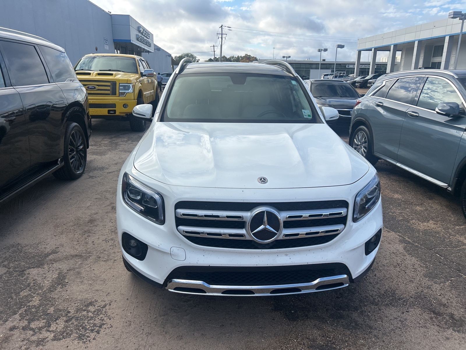 2020 Mercedes Benz GLB 250 photo 4