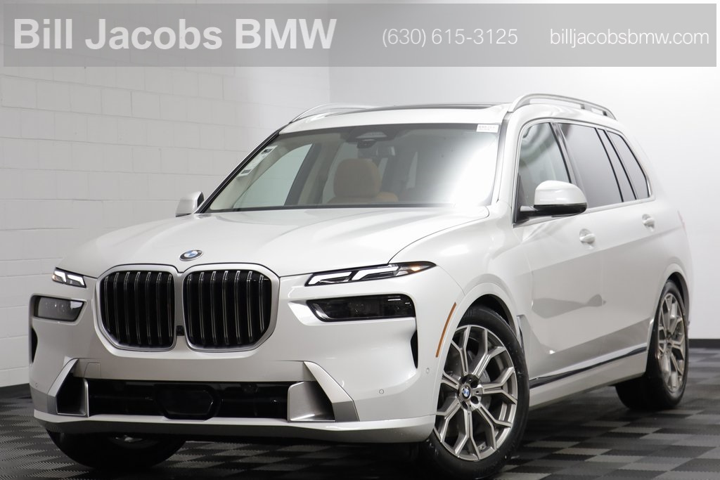 2026 BMW X7 40i's photo