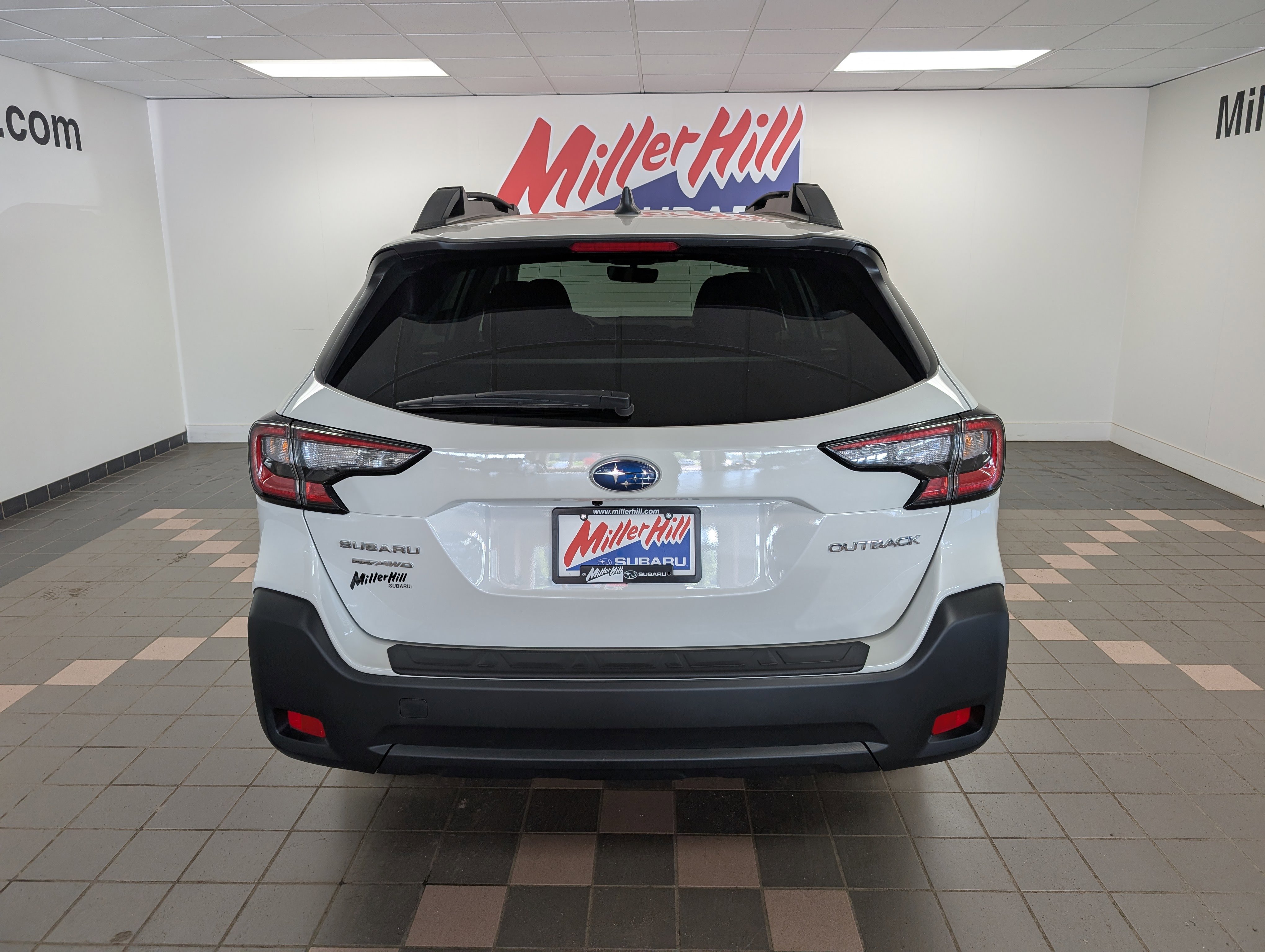 2025 Subaru Outback Premium photo 8
