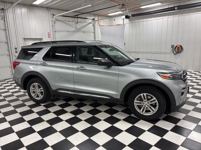 Used 2021 Ford Explorer XLT with VIN 1FMSK8DH7MGC03882 for sale in Rochester, Minnesota
