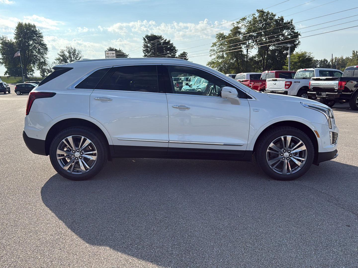 2025 Cadillac XT5 Premium Luxury photo 4
