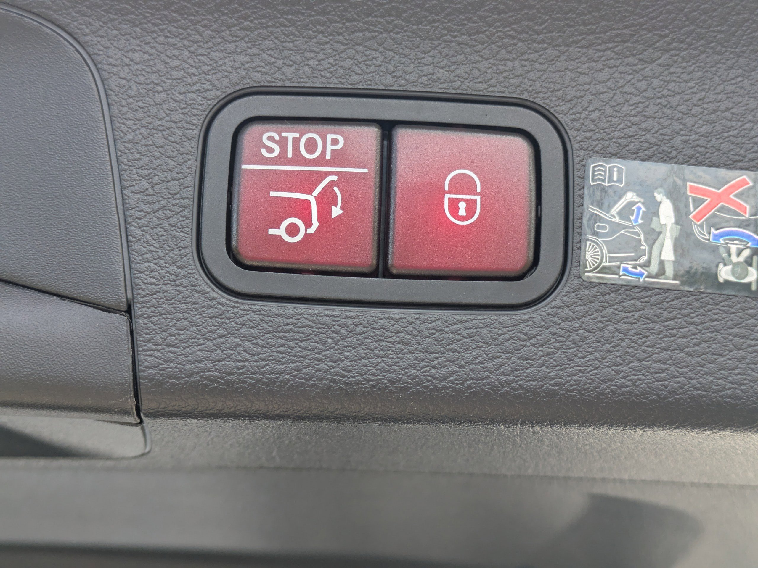 2025 Mercedes Benz GLS 450 4MATIC photo 12