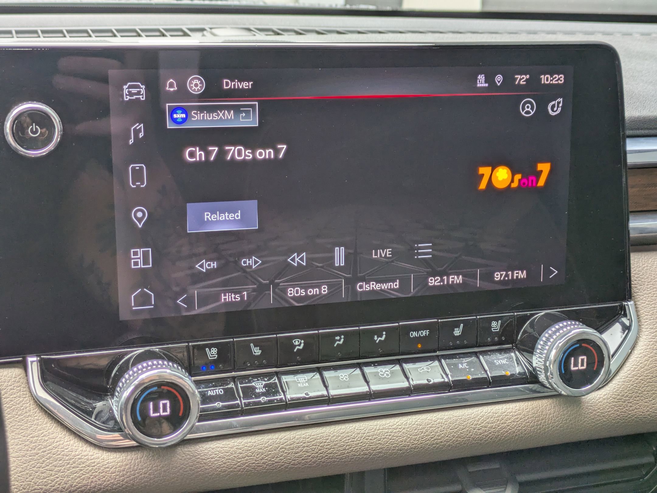 2023 Gmc Canyon Denali photo 16