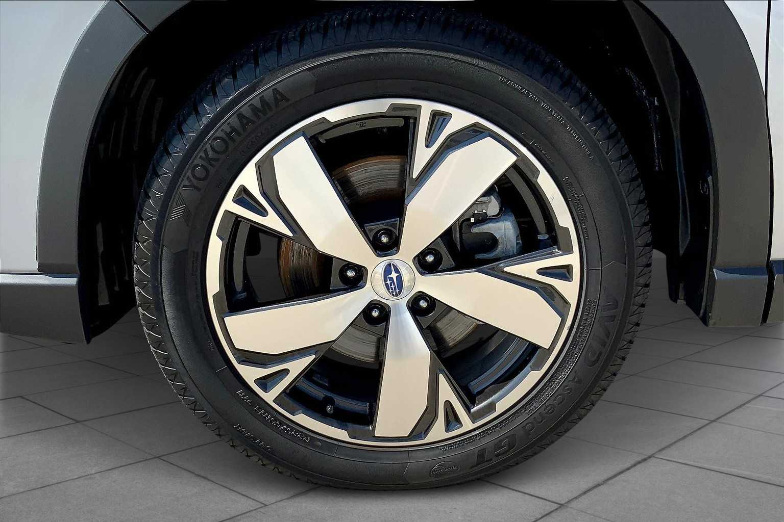 2019 Subaru Forester Touring photo 20