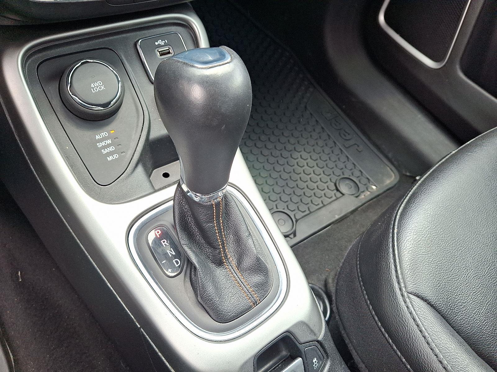 2021 Jeep Compass Latitude photo 10