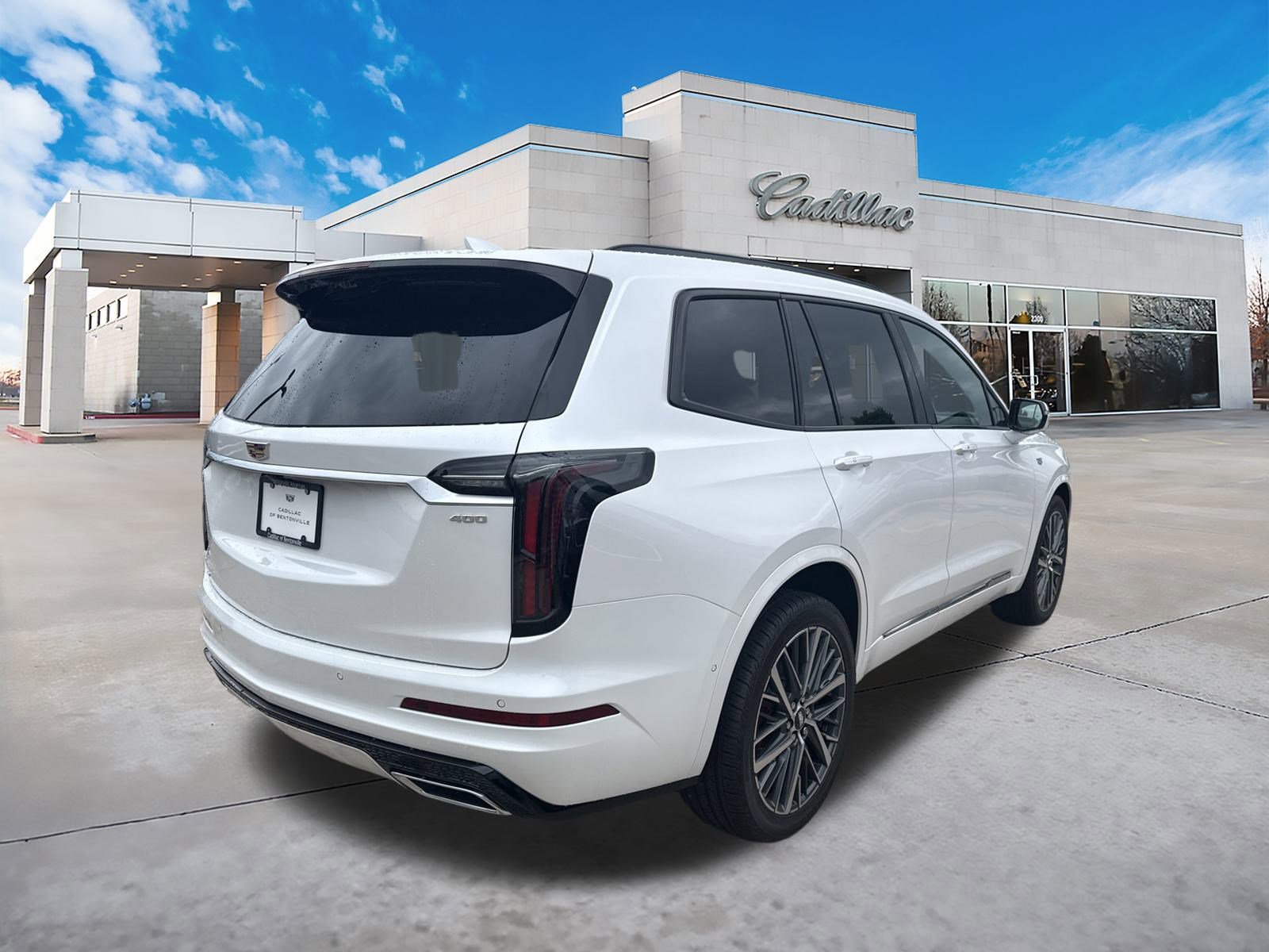 2025 Cadillac XT6 Sport photo 3