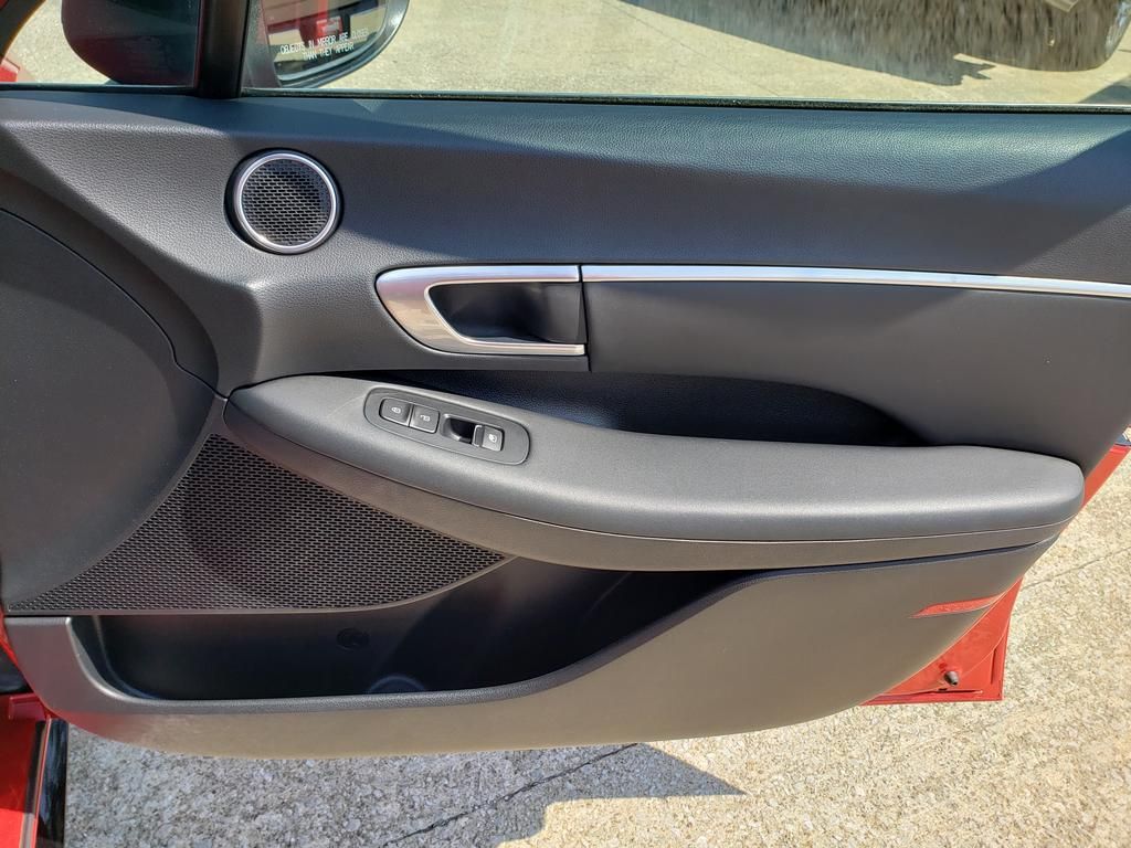 2020 Hyundai Sonata SEL photo 23