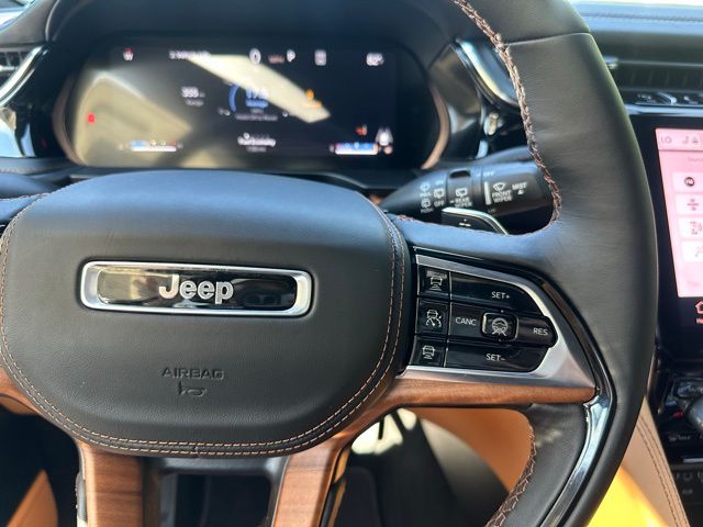 2025 Jeep Grand Cherokee L Summit Reserve photo 20
