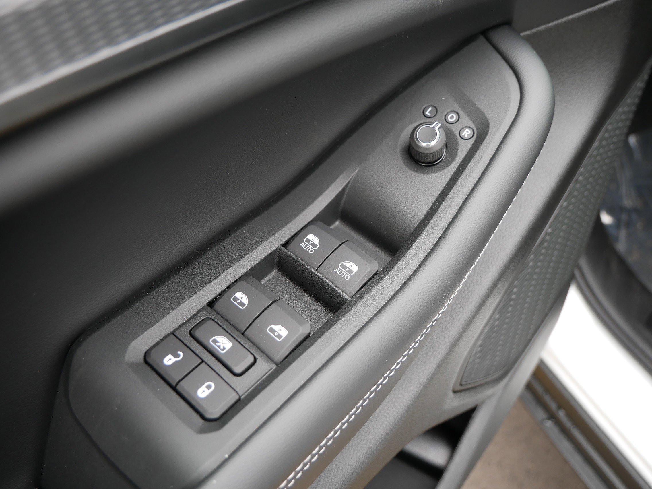 2025 Jeep Grand Cherokee Altitude X photo 4
