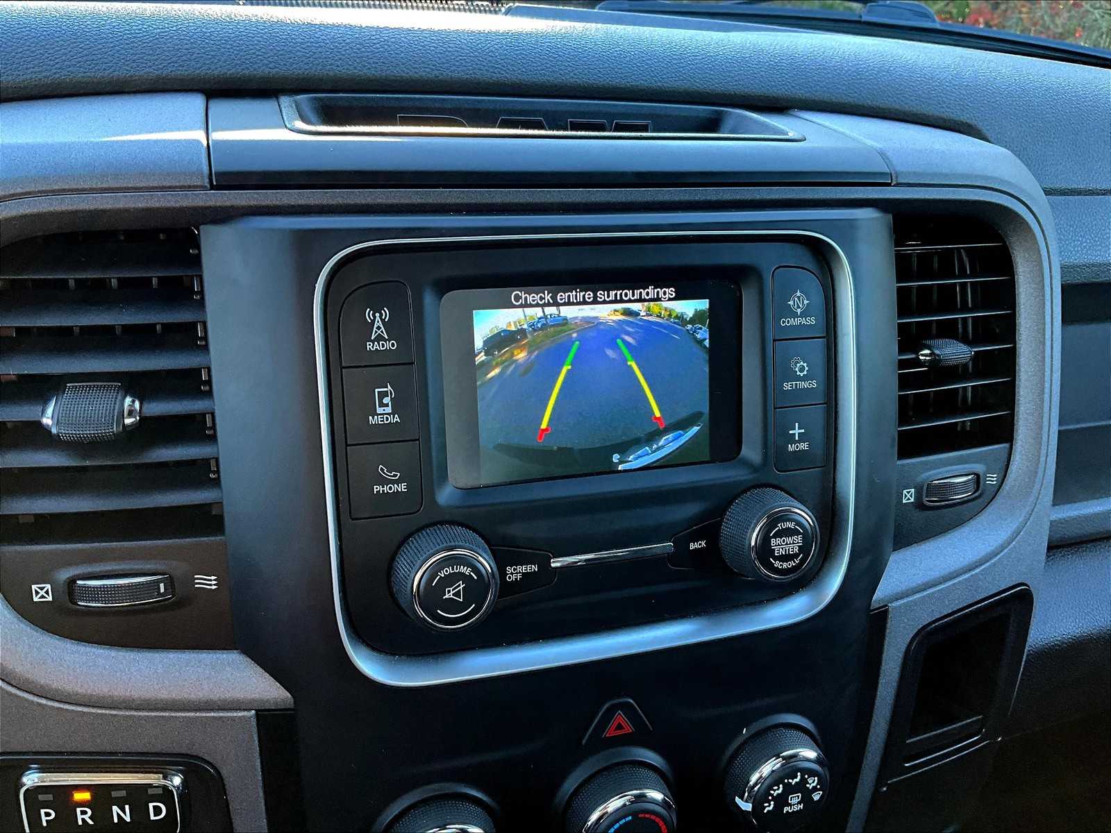 2019 Ram 1500 Tradesman ST photo 18