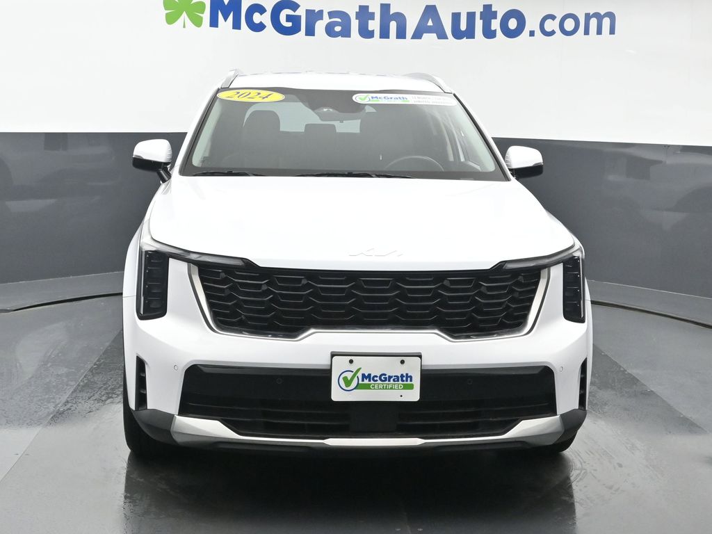 2024 Kia Sorento S photo 2