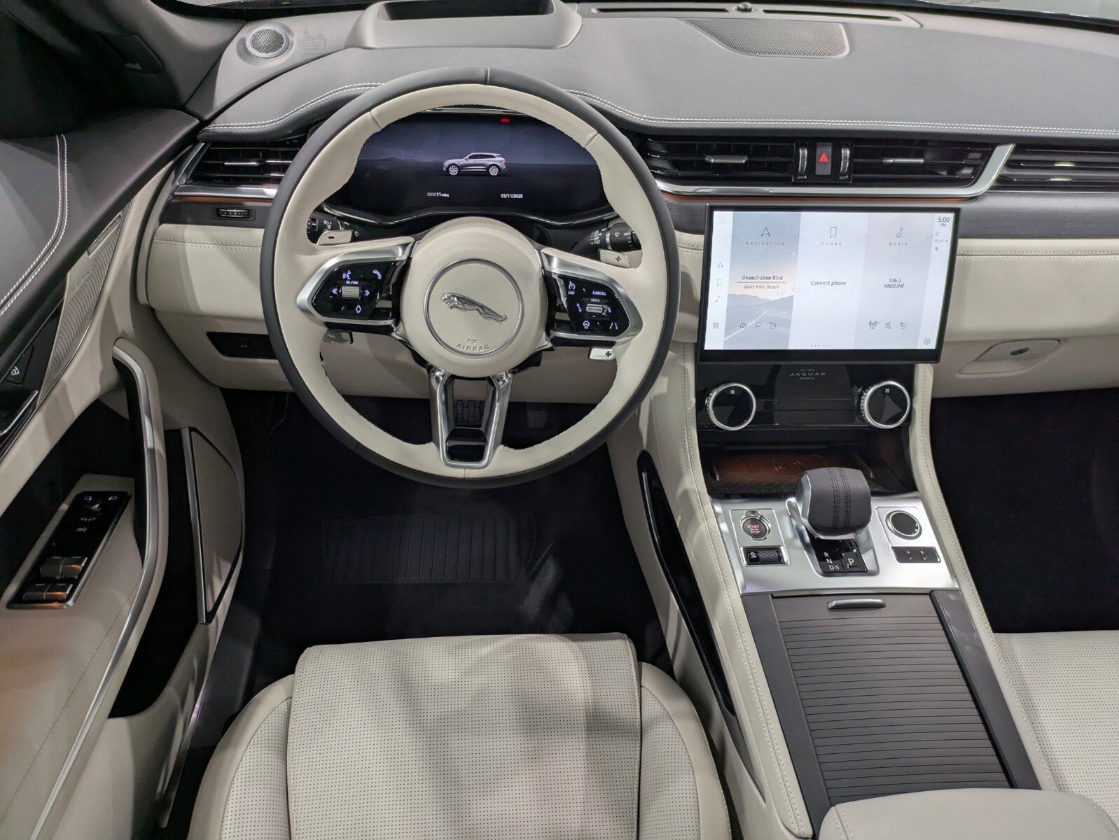 2026 Jaguar F-PACE P250 R-Dynamic S photo 10