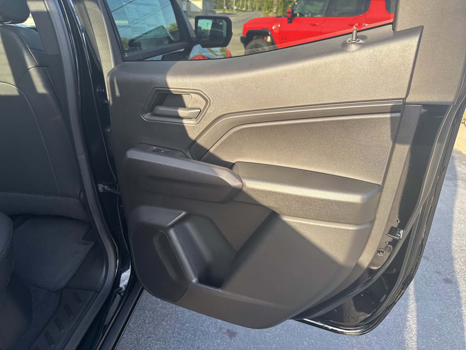2026 Chevrolet Colorado Trail Boss photo 18