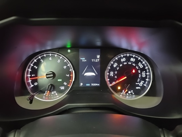 2021 Toyota RAV4 XLE photo 26