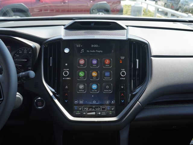 2025 Subaru Ascent Onyx Edition Touring photo 9