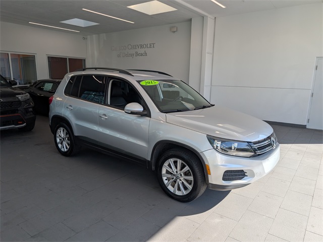 Used 2015 Volkswagen Tiguan SE with VIN WVGAV7AX9FW563916 for sale in Delray Beach, FL