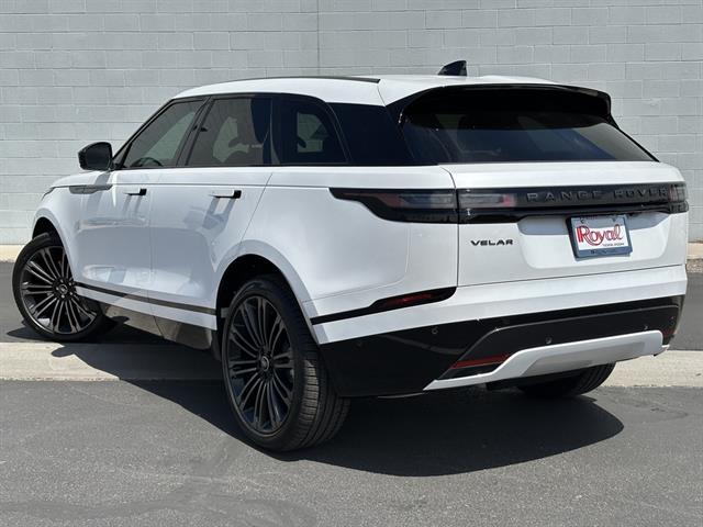 2026 Land Rover Range Rover Velar P400 Dynamic SE photo 4