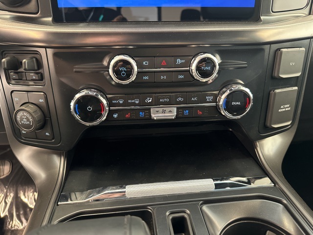 2025 Ford F-150 Lariat photo 20
