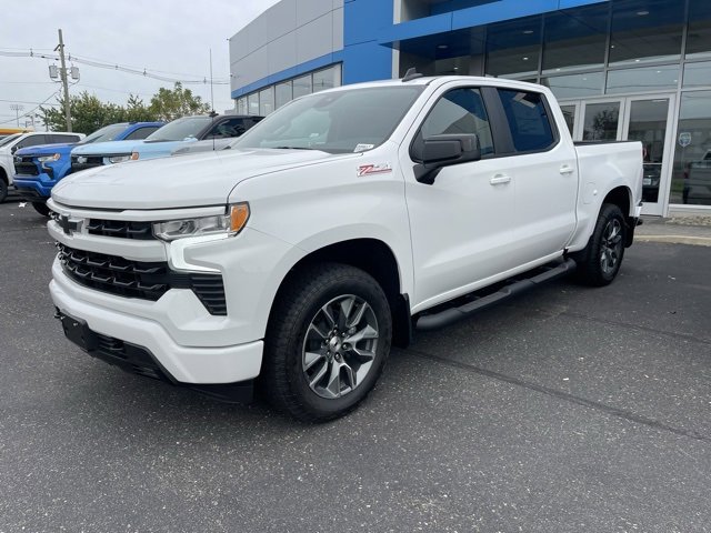 2025 Chevrolet Silverado 1500 RST photo 3