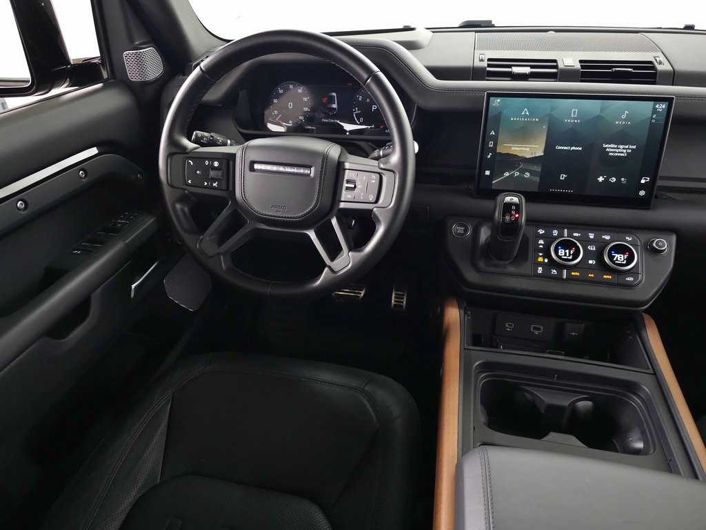 2024 LAND ROVER DEFENDER - Image 19