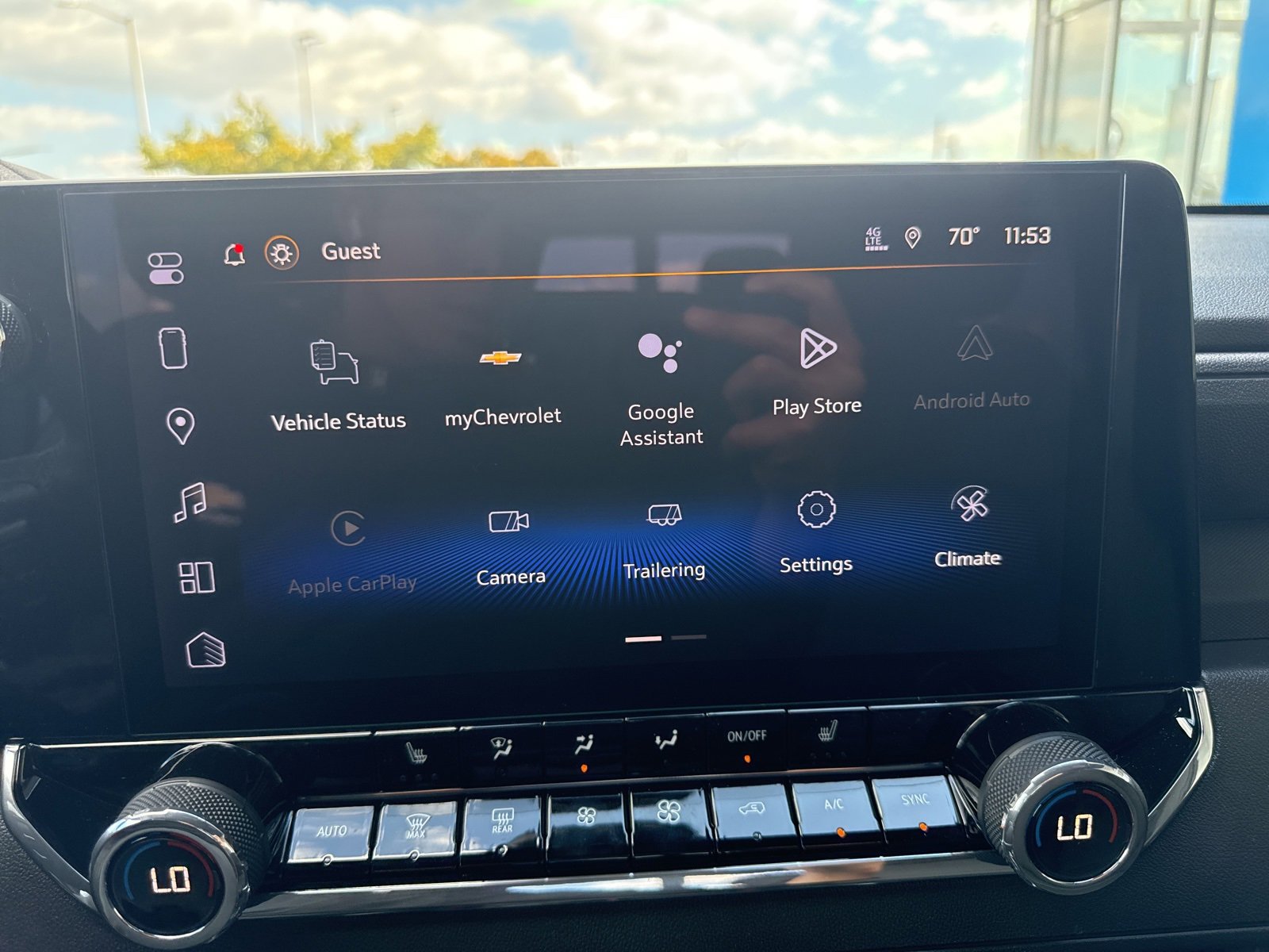 2026 Chevrolet Colorado Trail Boss photo 17