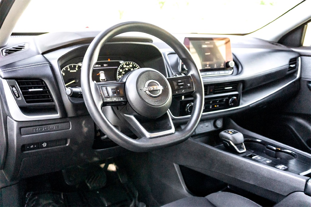 2023 Nissan Rogue S photo 14