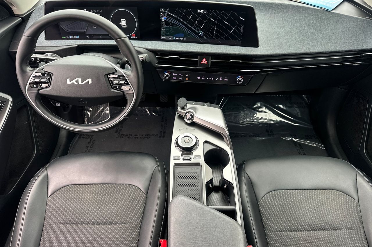 2022 Kia EV6 Light photo 17