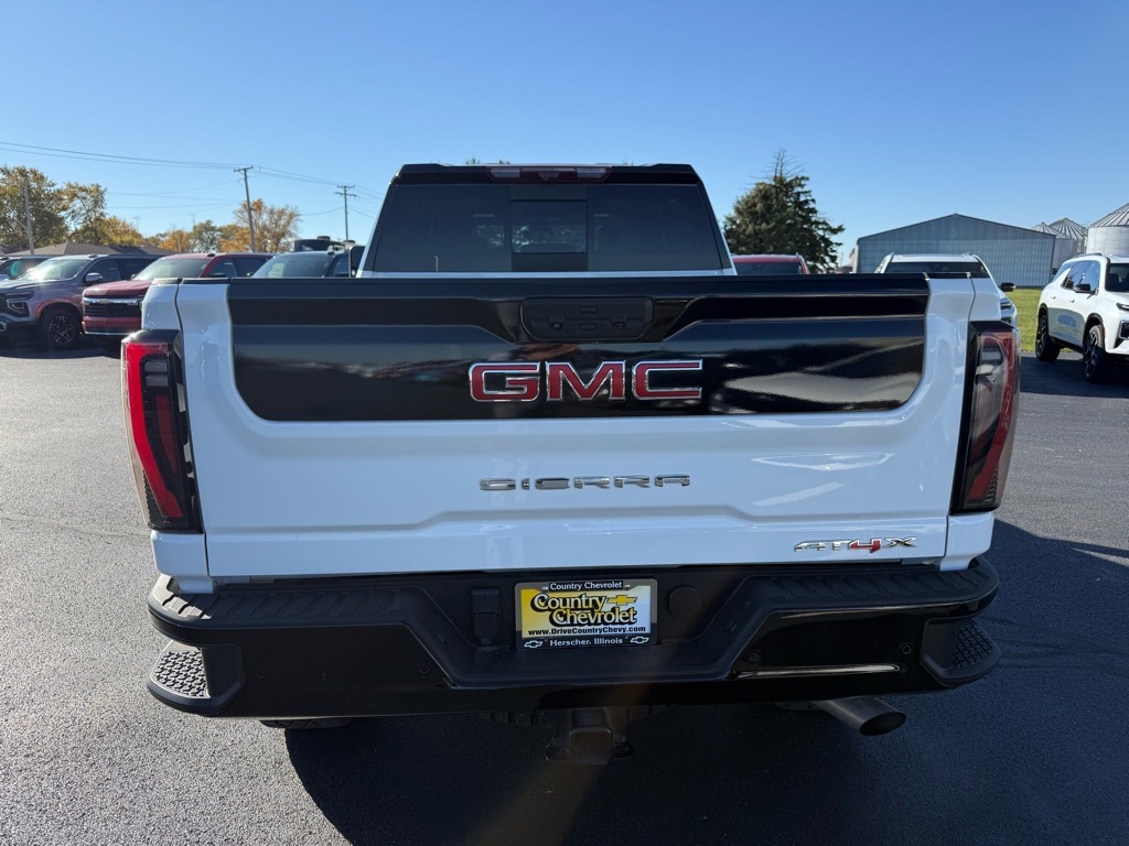 2024 Gmc Sierra 2500 HD AT4X photo 2