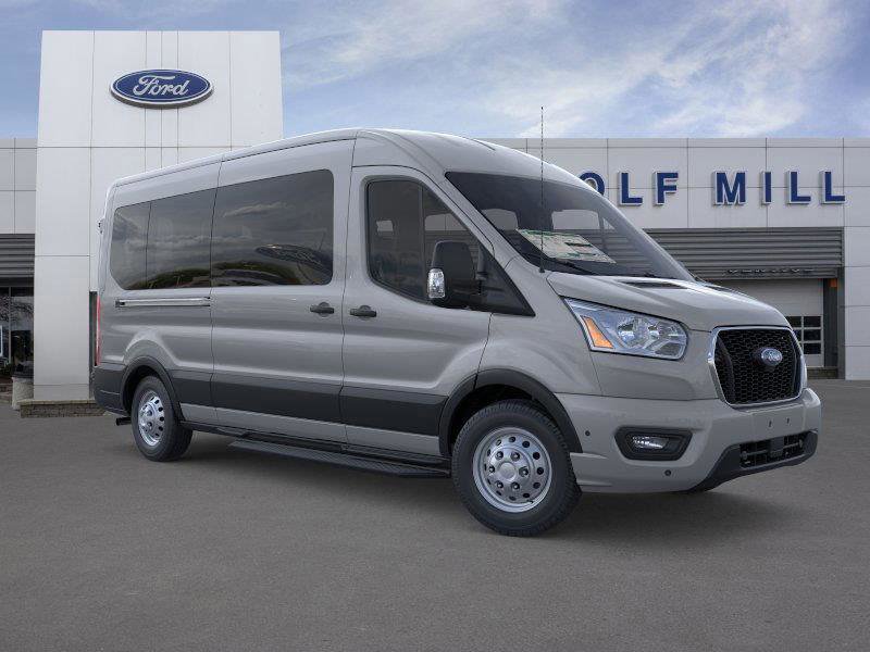 2025 Ford Transit Passenger XLT photo 7