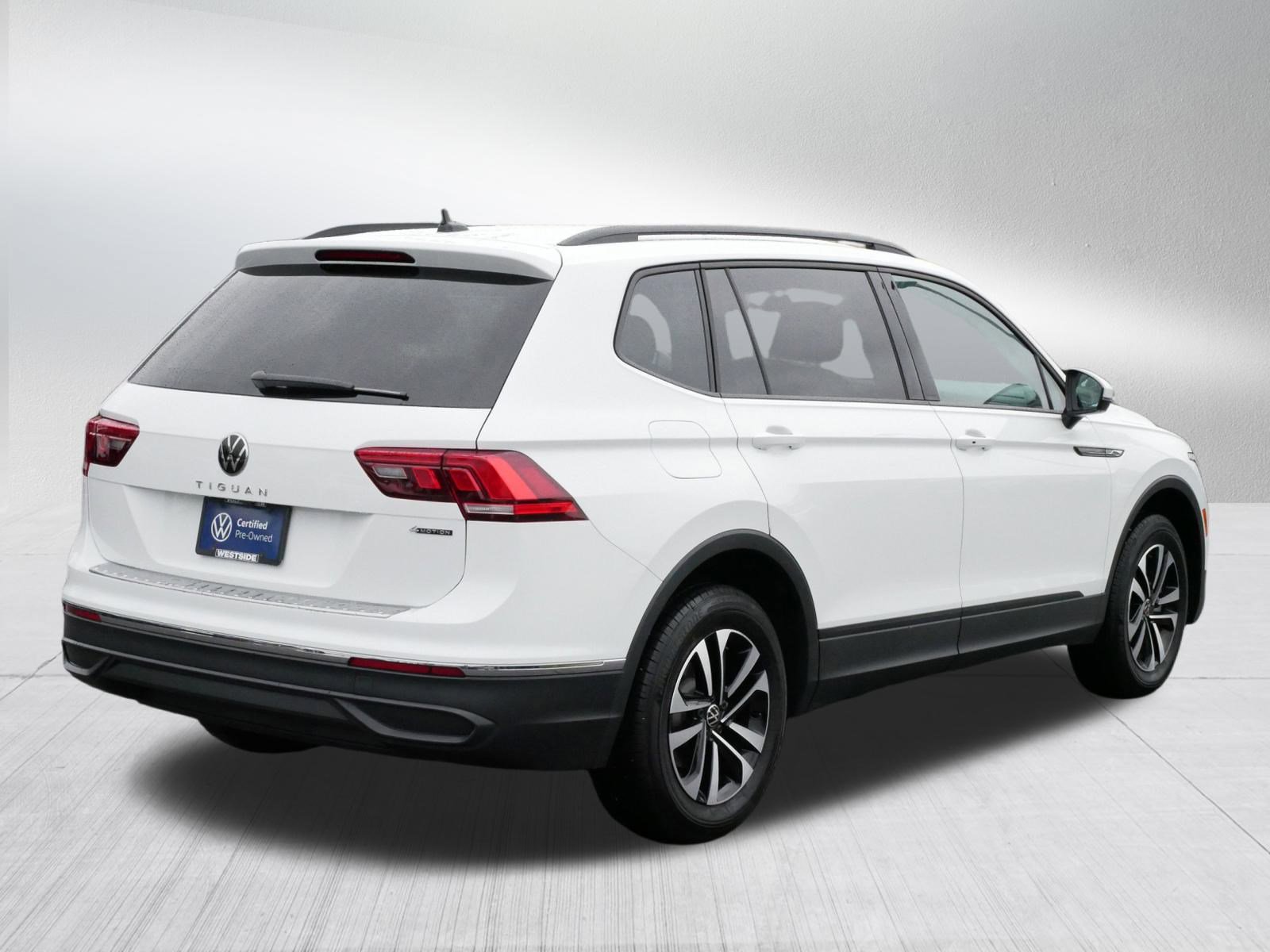 2022 Volkswagen Tiguan S photo 7