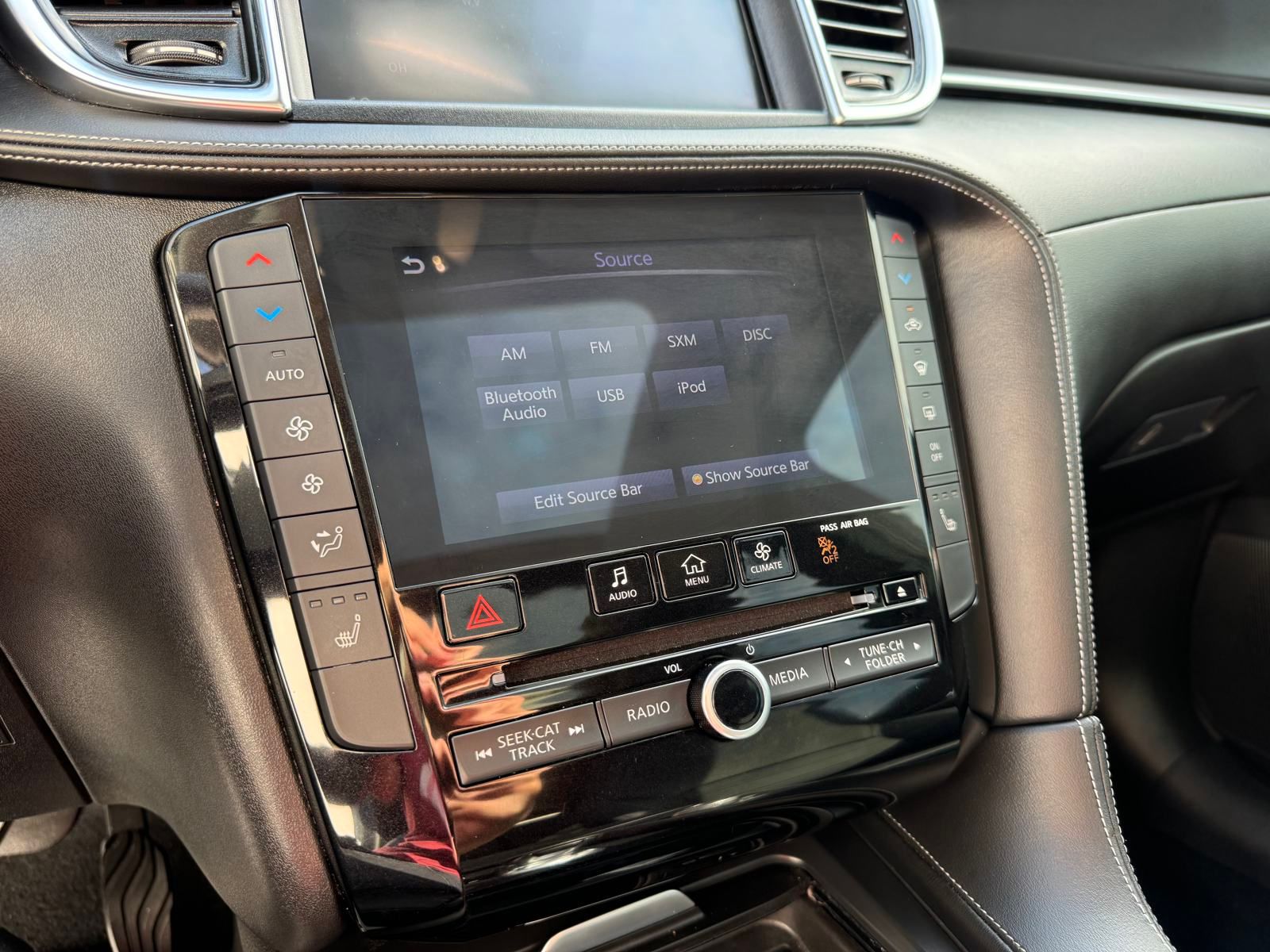 2019 Infiniti QX50 Luxe photo 9