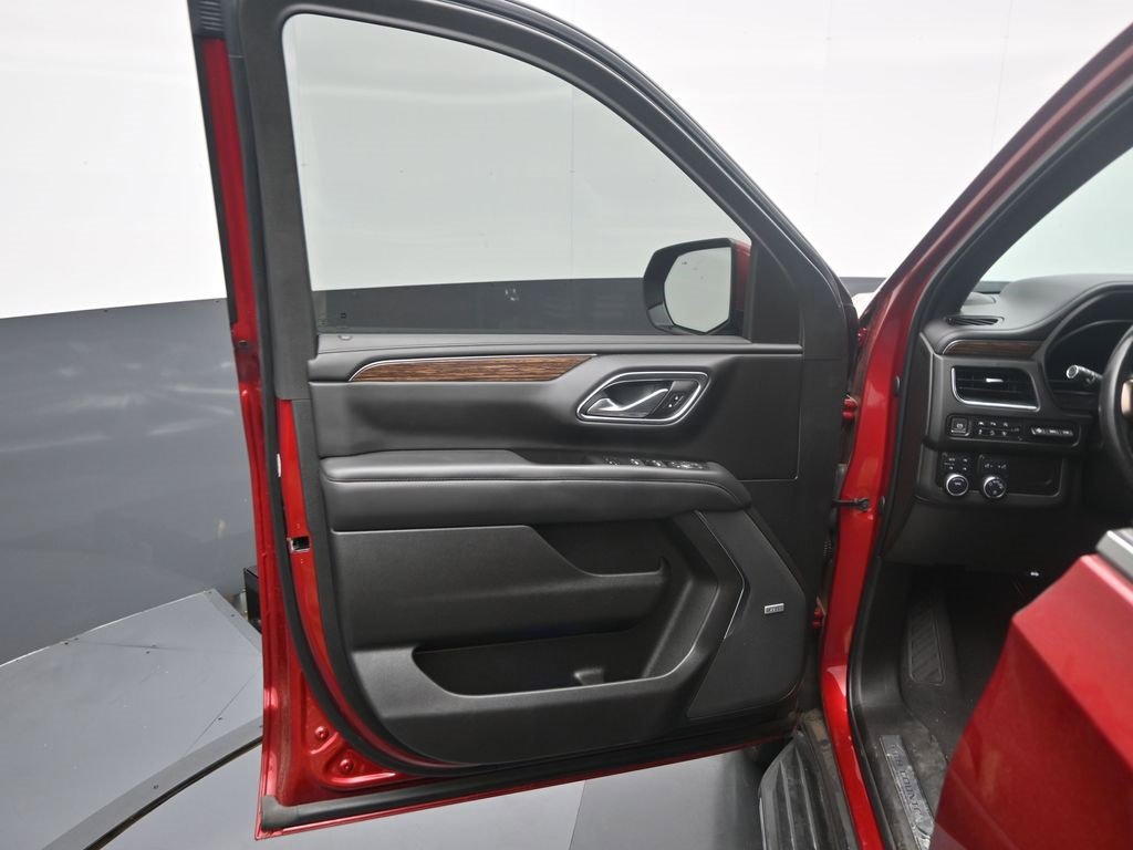 2022 Chevrolet Tahoe High Country photo 11