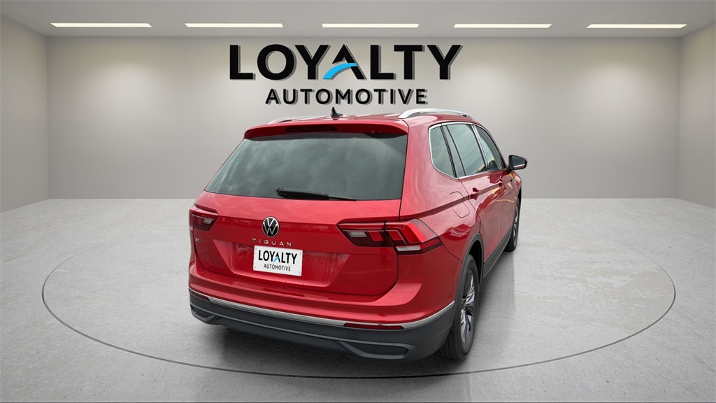 2023 Volkswagen Tiguan SE photo 4