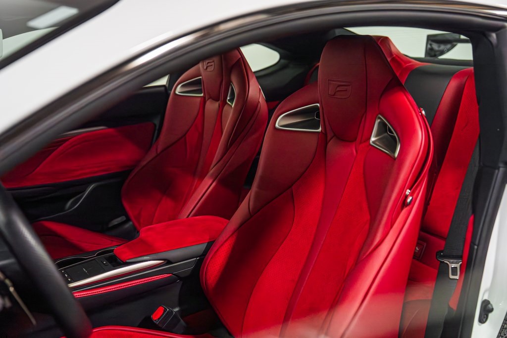 2020 Lexus RC F photo 25